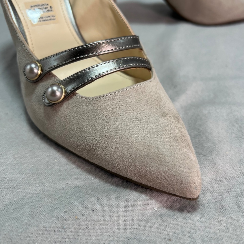 Liz Claiborne Pumps Koala Grey Faux Suede Pearl Strappy Elegant Neutral 9 WIDE